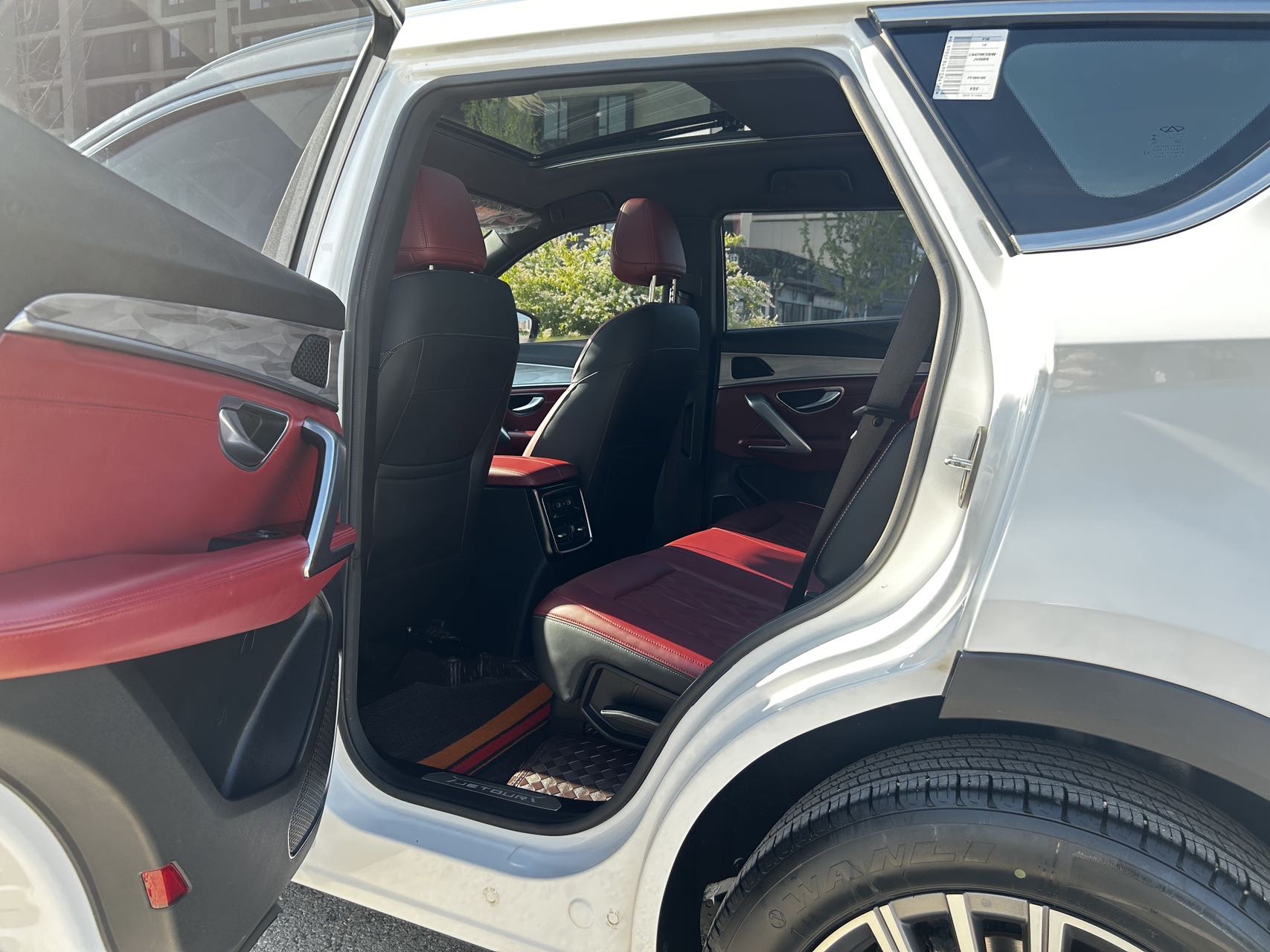 JETOUR 2023 X70 PLUS 1.5T Yongzhe PLUS 5-Seater
