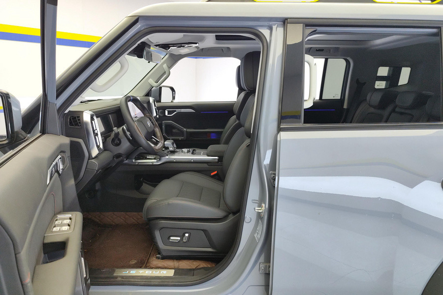 JETOUR 2023 Traveler 2.0T 4WD Cross PRO