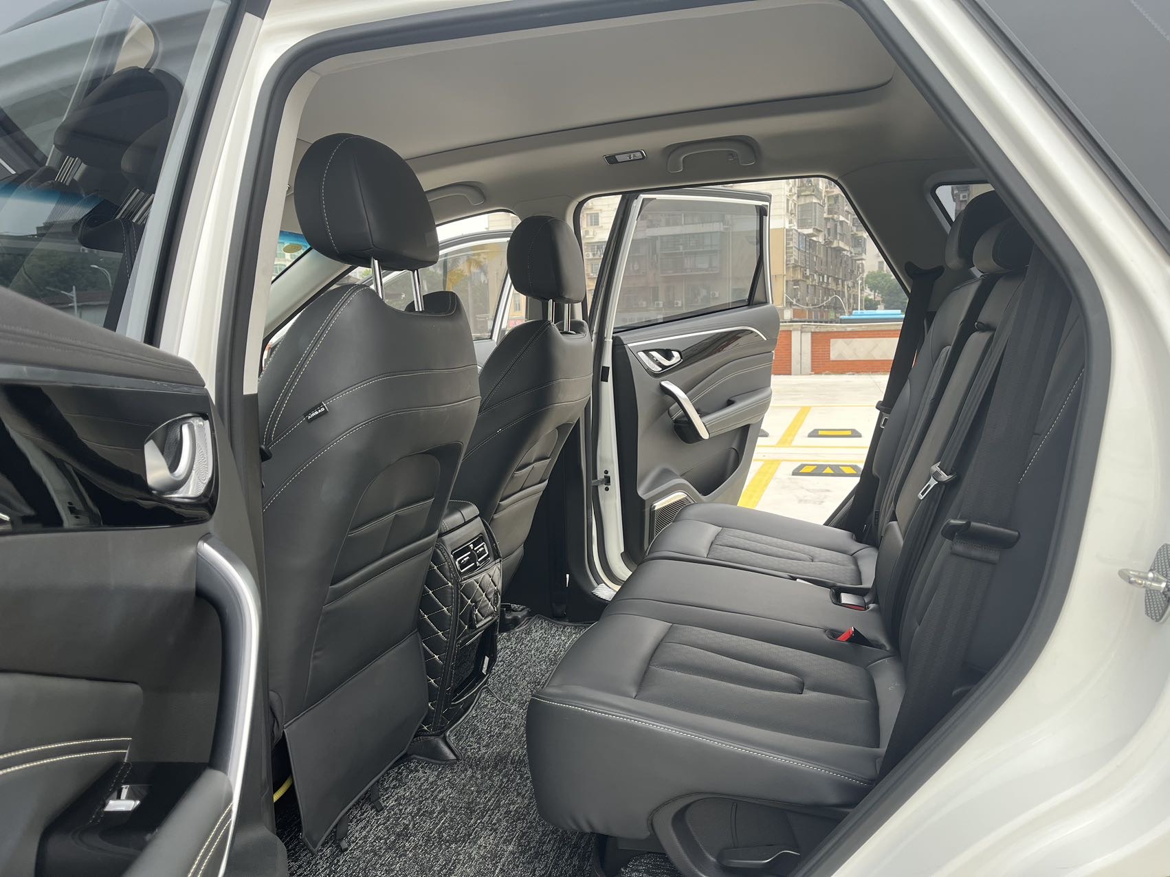 JETOUR 2021 X90 1.6T Yingzun Edition 7-Seater