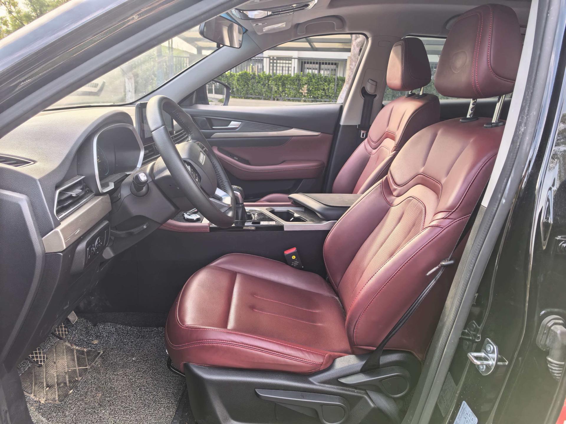 JETOUR 2025 X70 1.5T Beyond Edition 5-Seater