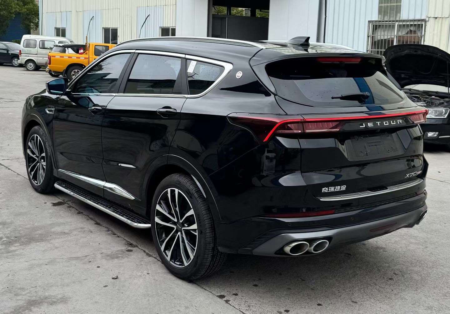 JETOUR 2023 X70 PLUS 1.6T Qiangzhe PRO 5-Seater