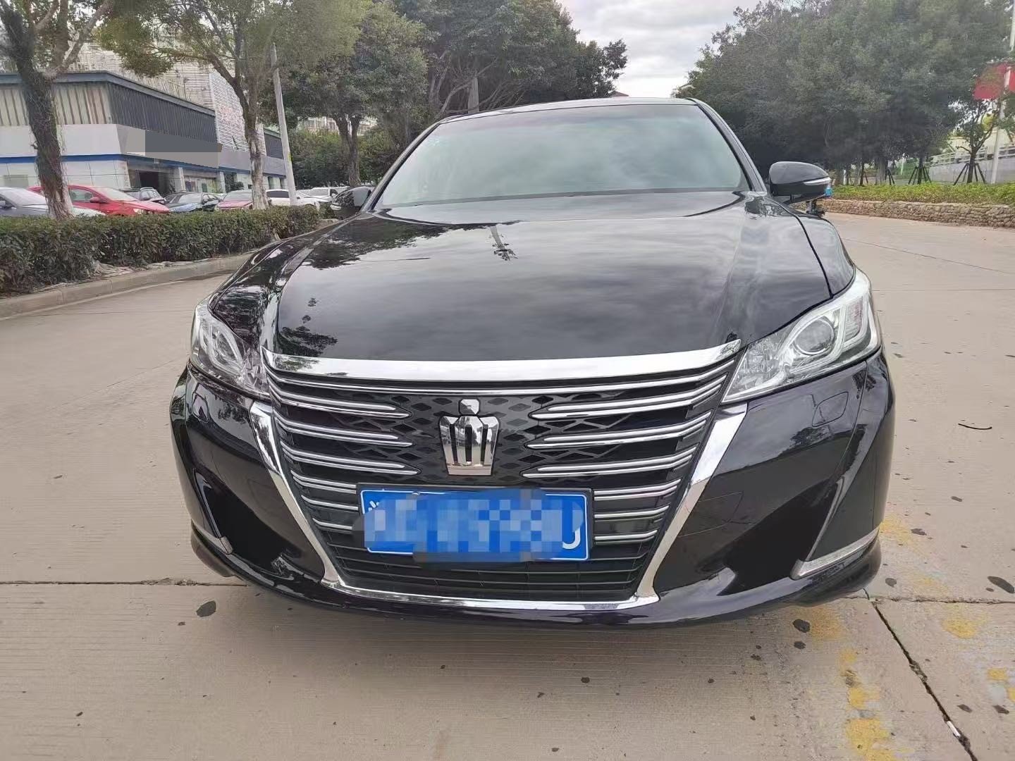 Toyota 2015 Crown 2.0T Fashion Edition