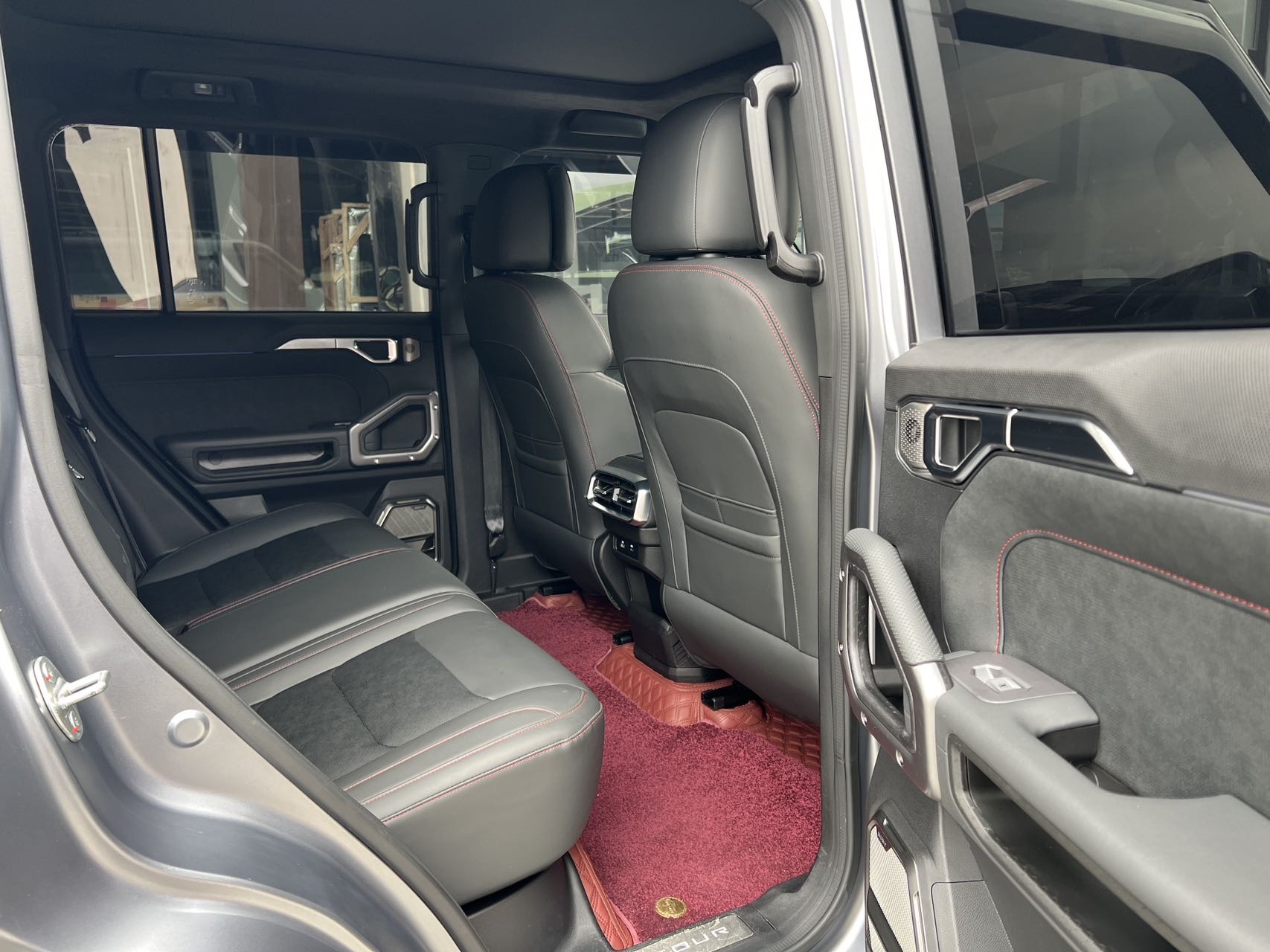 JETOUR 2023 Traveler 2.0T 4WD Cross PRO+