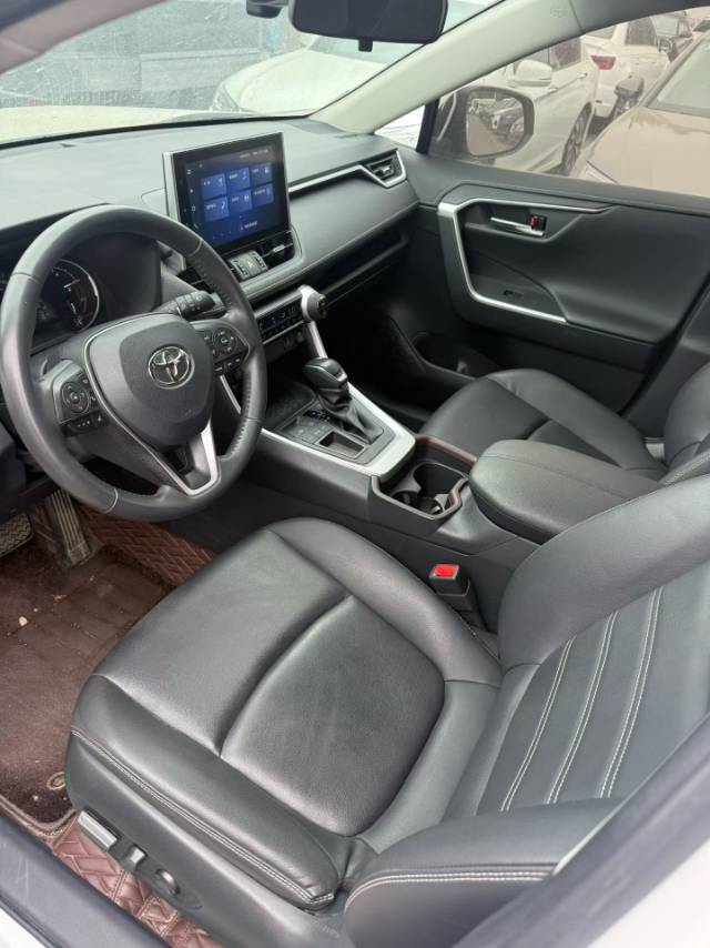 Toyota 2022 RAV4 2.0 CVT 2WD Fashion Plus