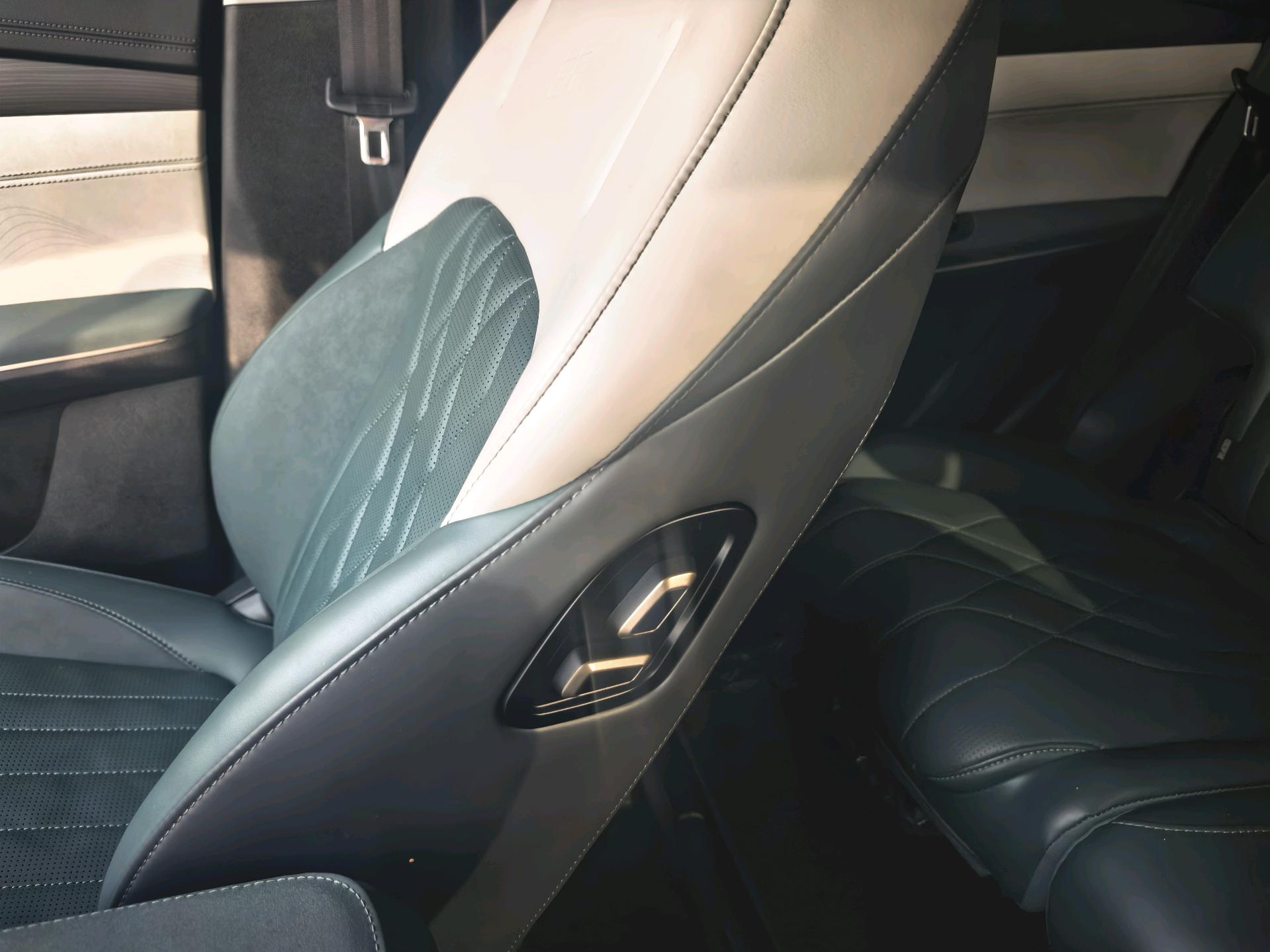 JETOUR 2023 Shanhai L9 1.5TD Max 7-Seater