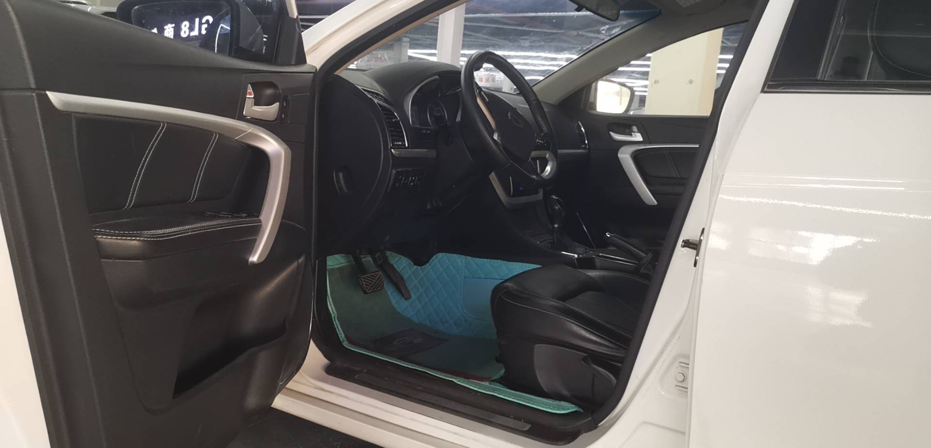 Geely 2016 Emgrand Sedan 1.5 CVT Upward Edition