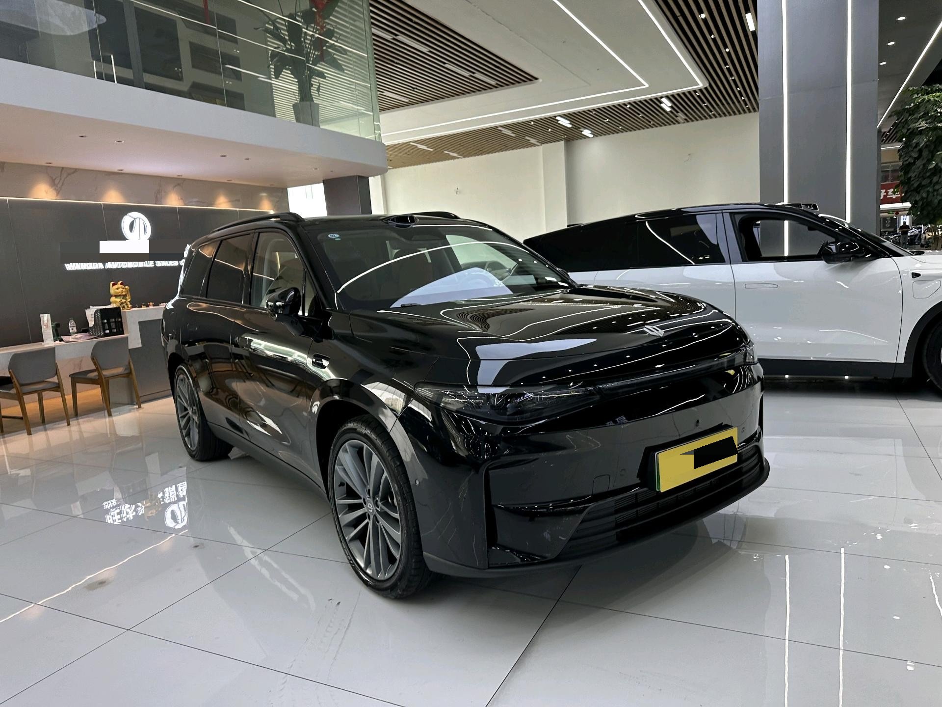 Leapmotor 2026 C16 280 LiDAR Zhizun Edition 6-Seater