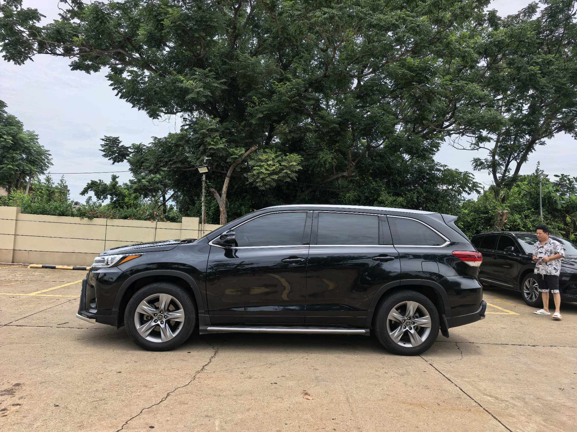 Toyota 2021 Highlander 2.0T 4WD Luxury 7-Seater