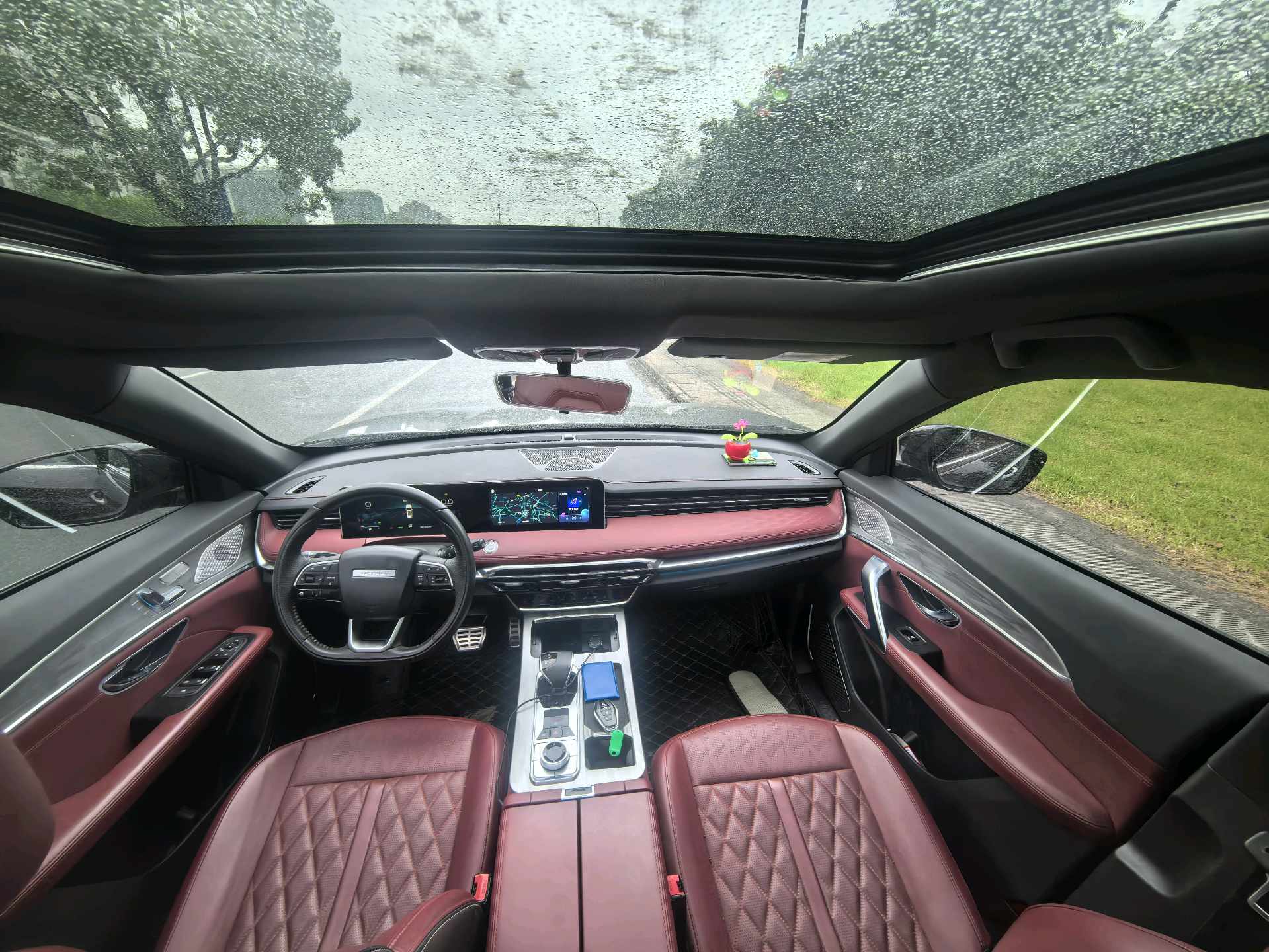 JETOUR 2025 X70 PLUS 1.5T Luxury Surge Edition 5-Seater