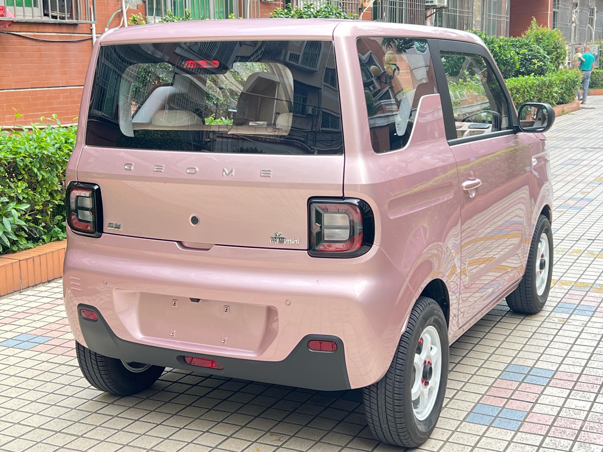 Geely 2024 Panda Mini 200km Endurance Bear