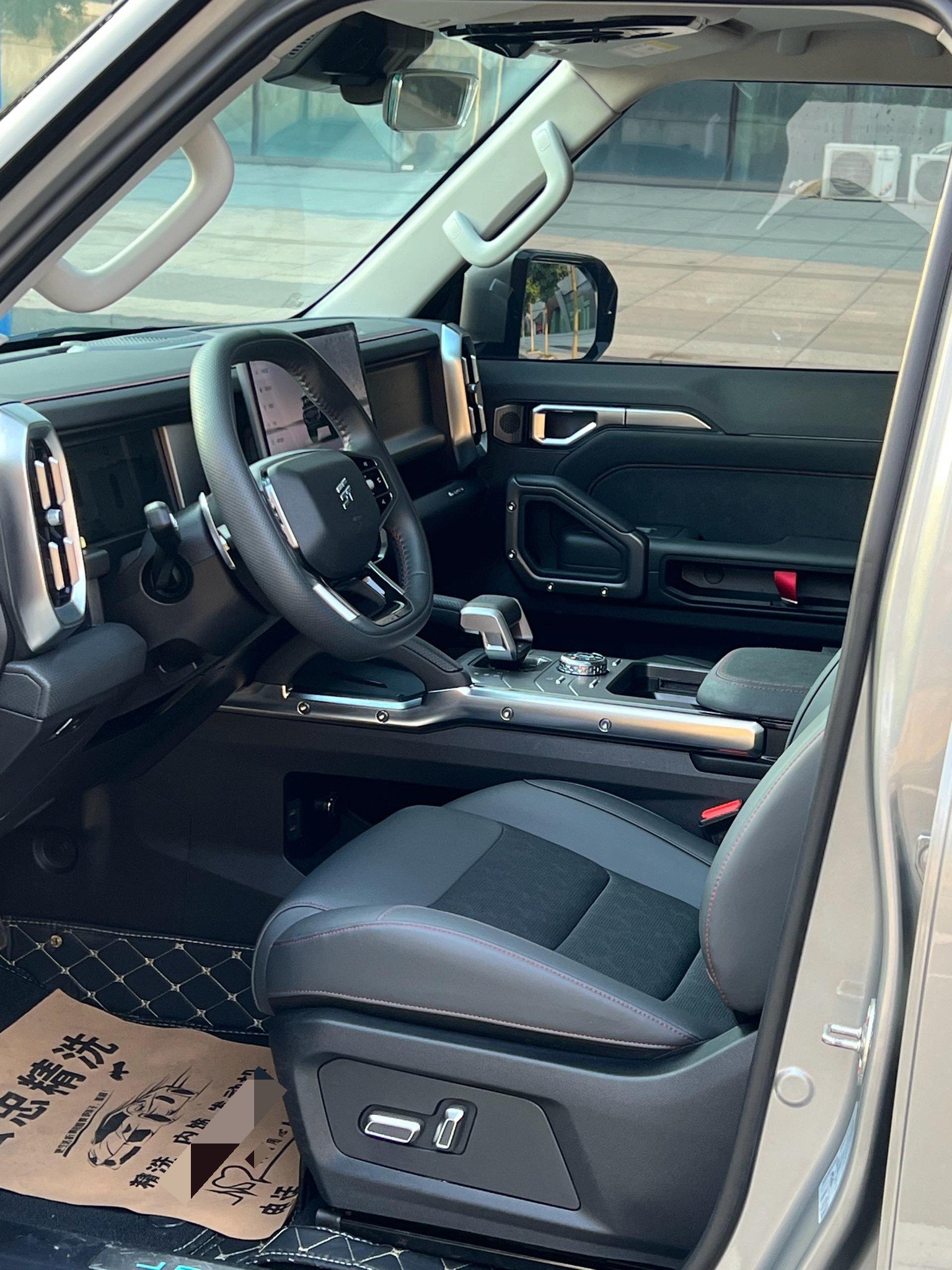 JETOUR 2023 Traveler 2.0T 4WD Cross PRO