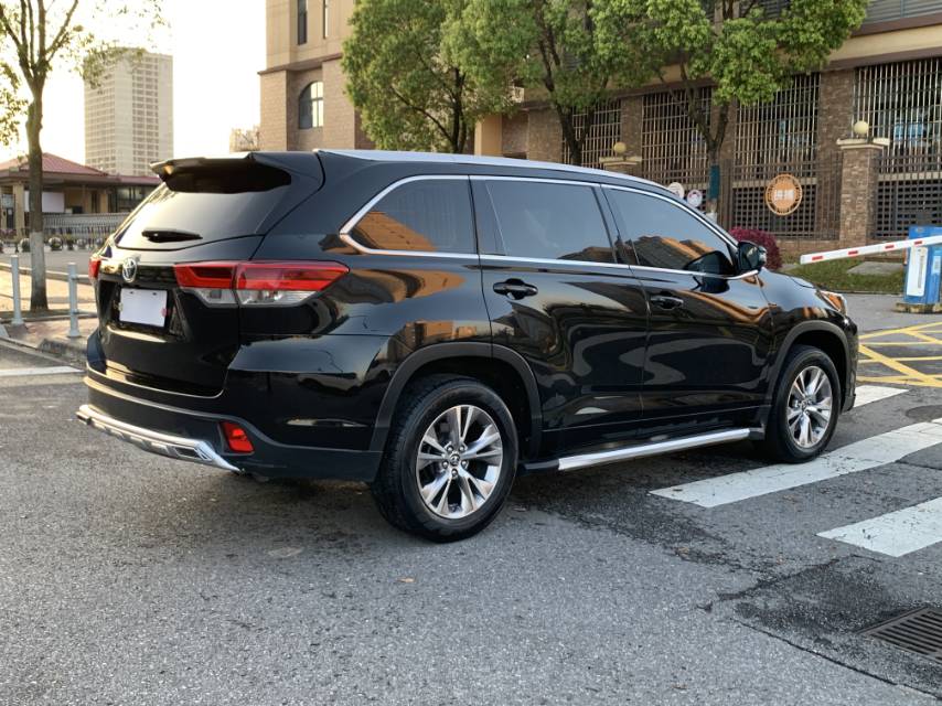 Toyota 2019 Highlander 2.0T 2WD Elite 5-Seater