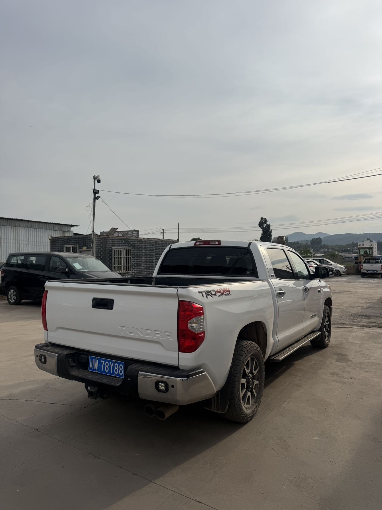 丰田 坦途(进口) 2017款 坦途 5.7 SR5 四驱 Double Cab Long Bed 美规版