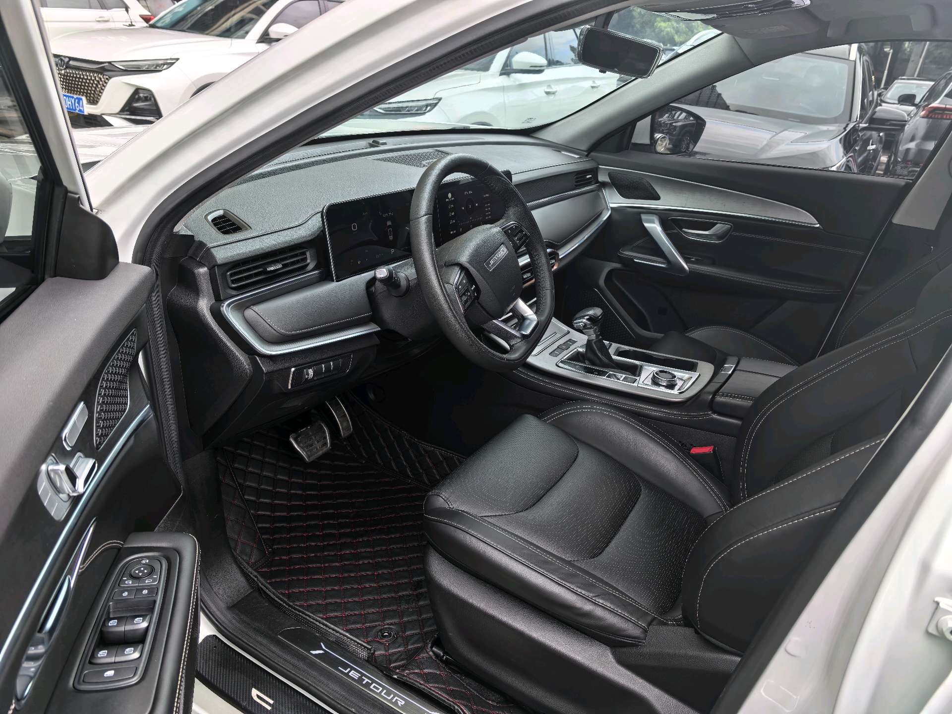 JETOUR 2021 X70 PLUS 1.5T Mountain 7-Seater