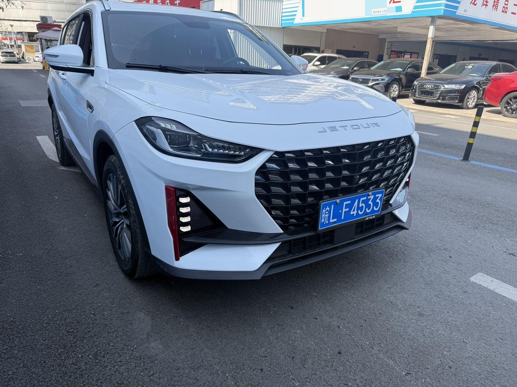 JETOUR 2023 X70 PRO 1.5T Comfort 7-Seater