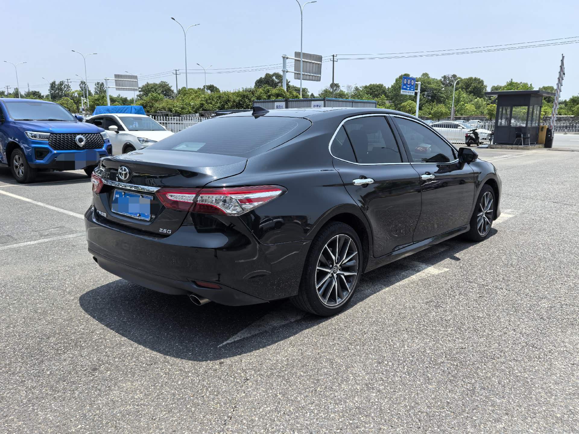 Toyota 2021 Camry 2.5G Luxury
