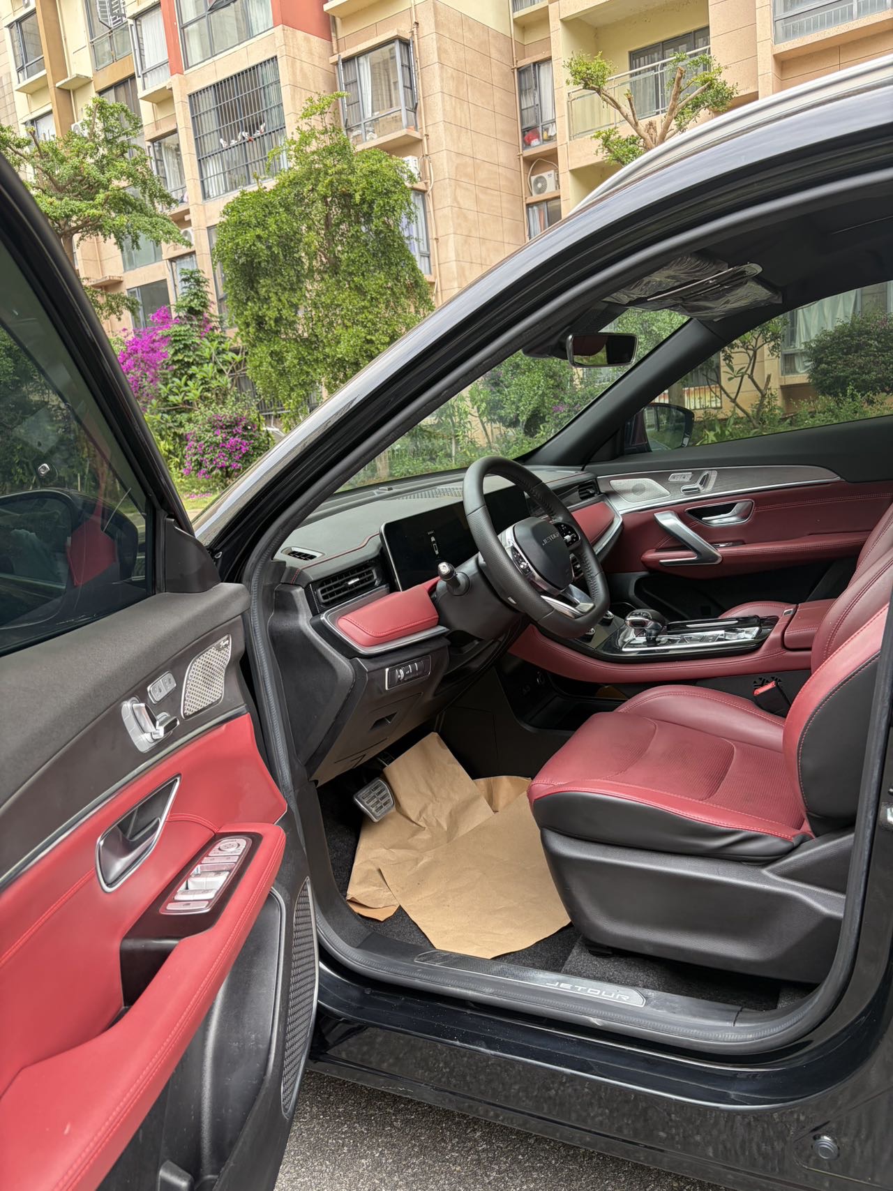 JETOUR 2021 X70 PLUS 1.6T Di 5-Seater