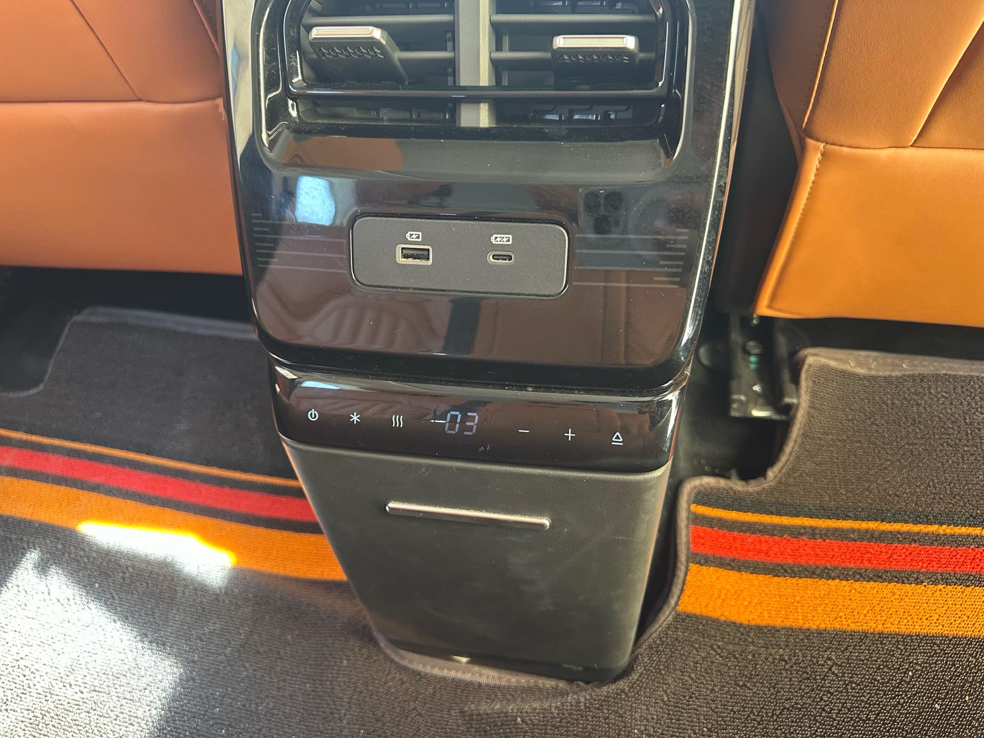 JETOUR 2024 Shanhai L7 1.5T 120km ULTRA 7-Seater