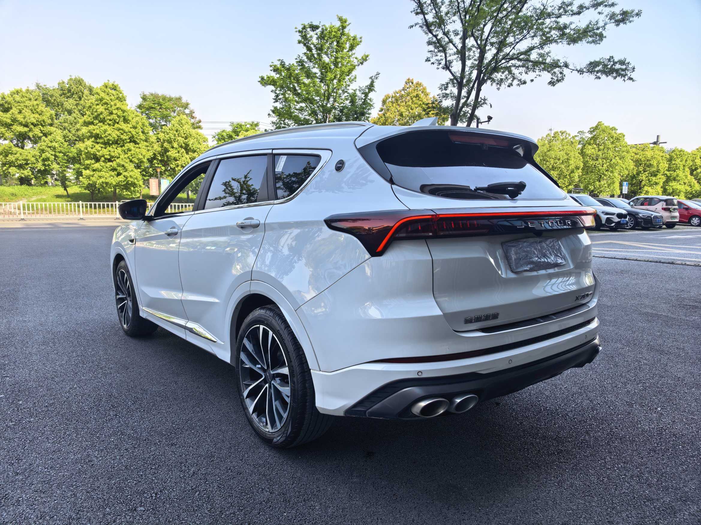 JETOUR 2023 X70 PLUS 1.6T Stronger 5-Seater