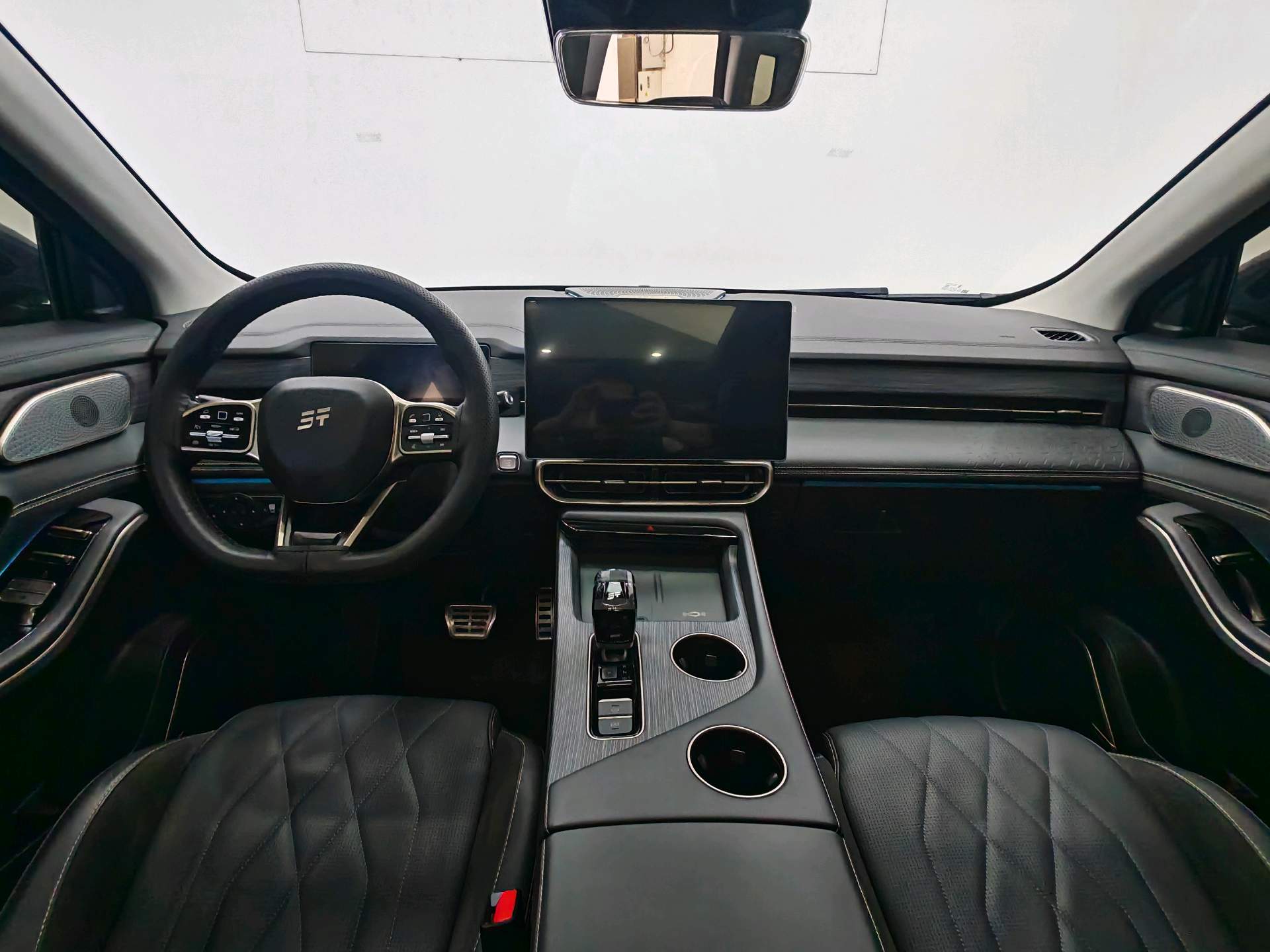 捷途 2025款 X90 C-DM 1.5T 豪华版5座