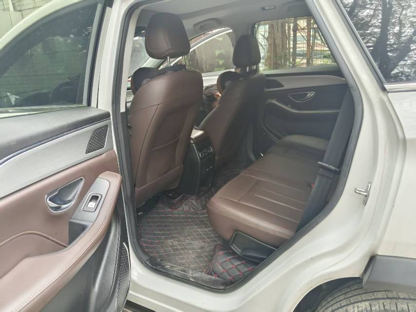 JETOUR 2023 X90 PLUS 1.6TD Villa 7-Seater