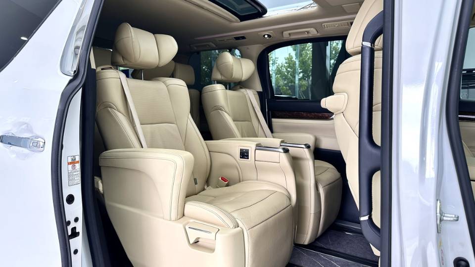 Toyota Alphard (Import) 2019 Alphard 2.5 CVT Luxury Edition