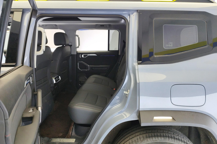 JETOUR 2023 Traveler 2.0T 4WD Cross PRO