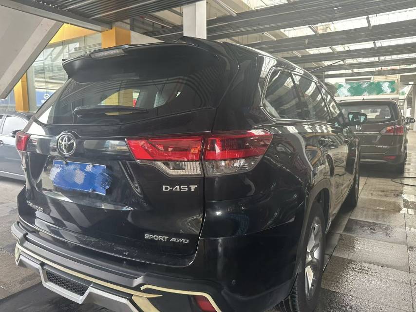 Toyota 2019 Highlander 2.0T 4WD Luxury 7-Seater