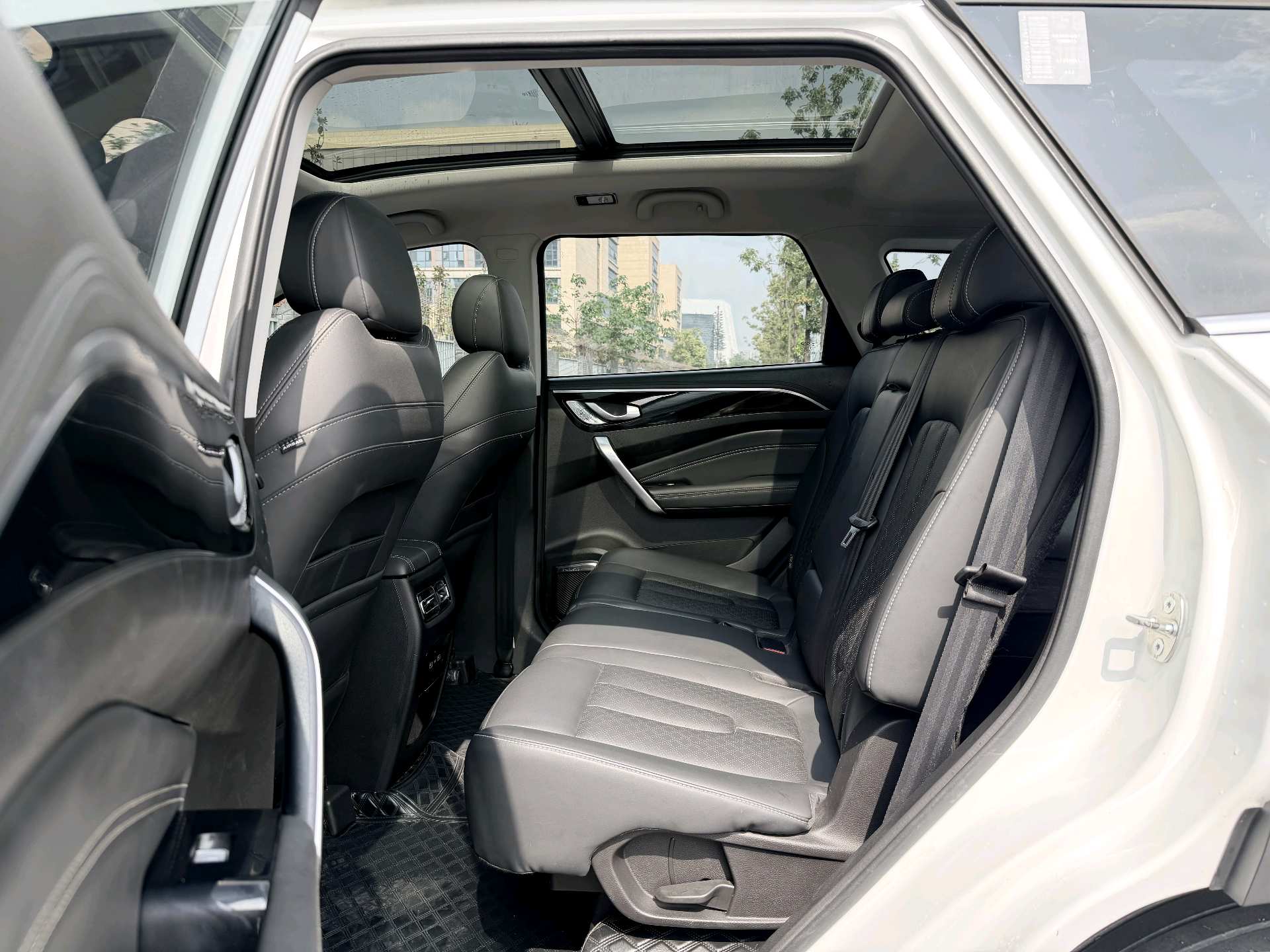 JETOUR 2020 X90 1.6T Yingyu Edition 7-Seater