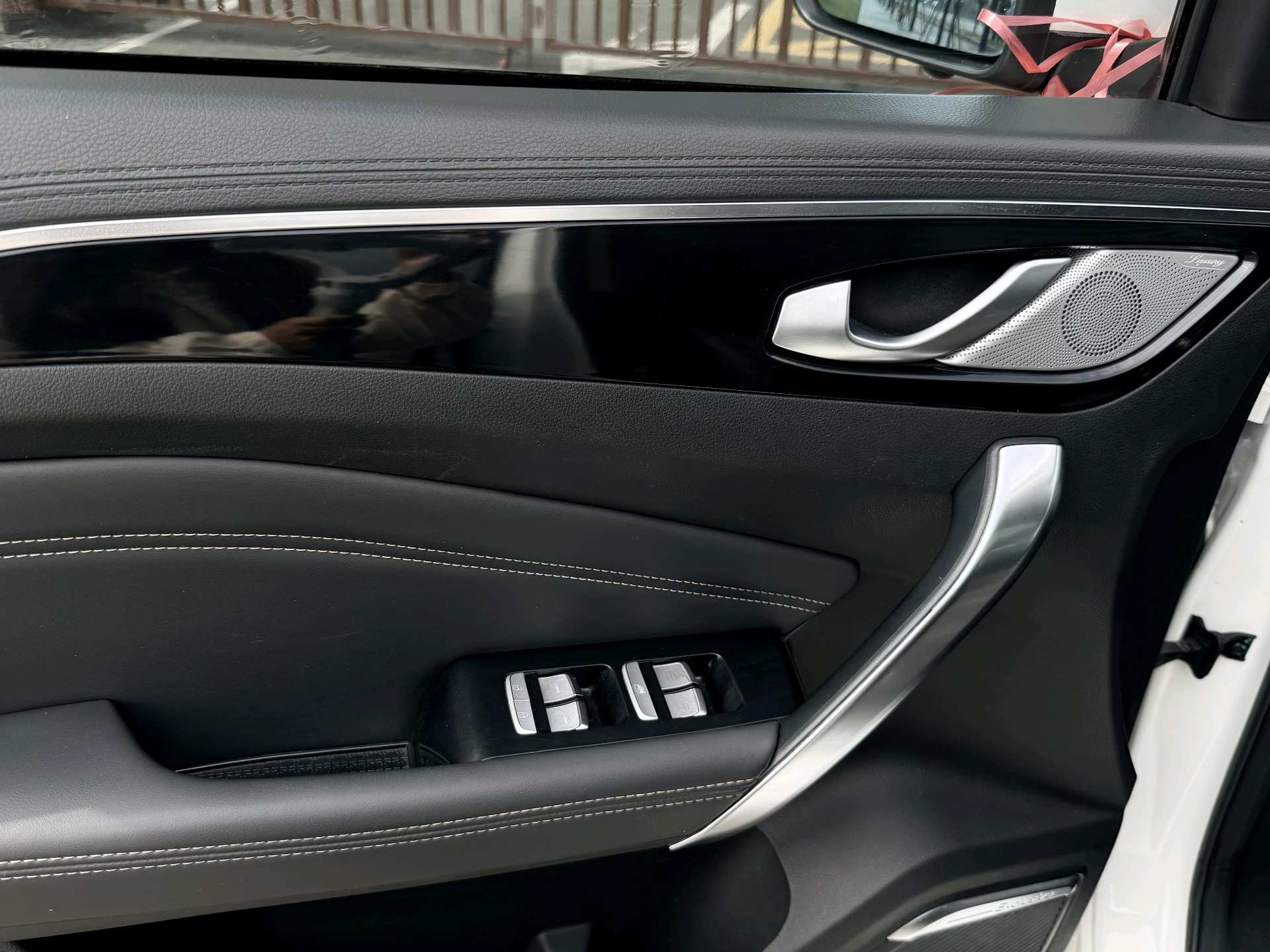 JETOUR 2020 X90 1.6T Yingyu Edition 7-Seater