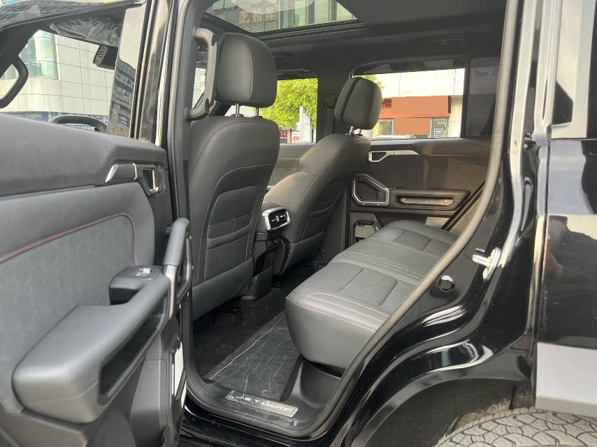JETOUR 2023 Traveler 2.0T 4WD Conquest PRO