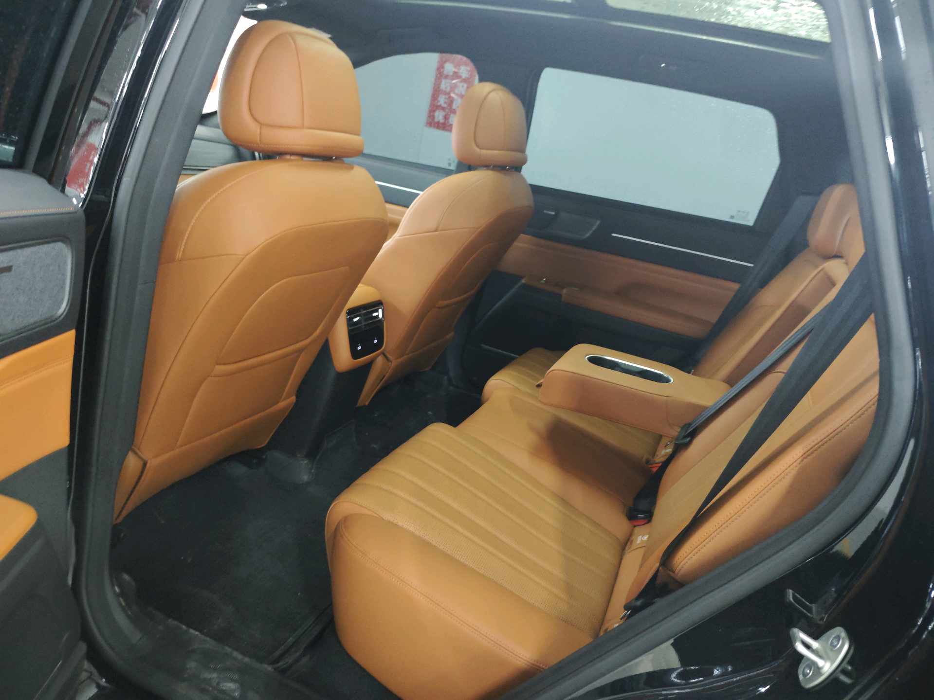 捷途 2025款 山海L7 PLUS 1.5T 121km 豪华版5座