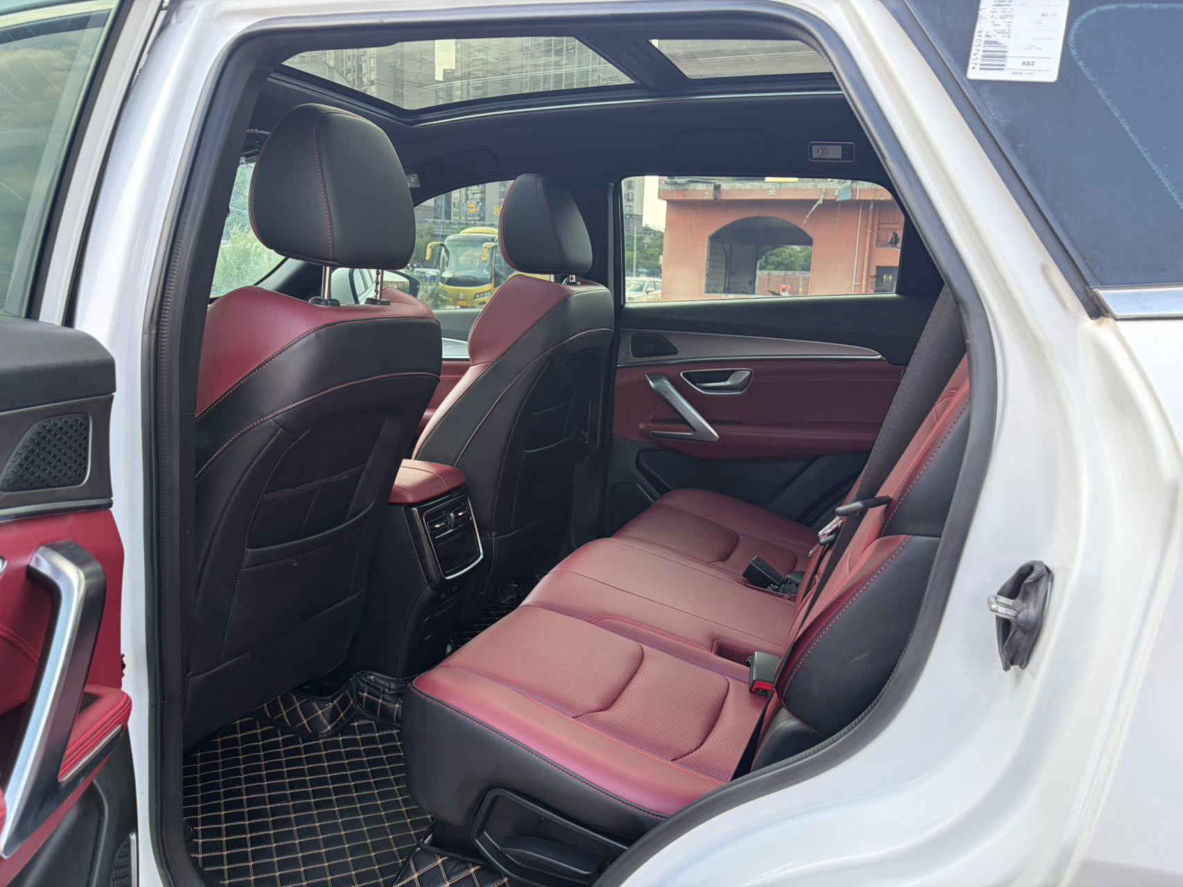 JETOUR 2023 X70 PRO 1.5T Comfort 7-Seater