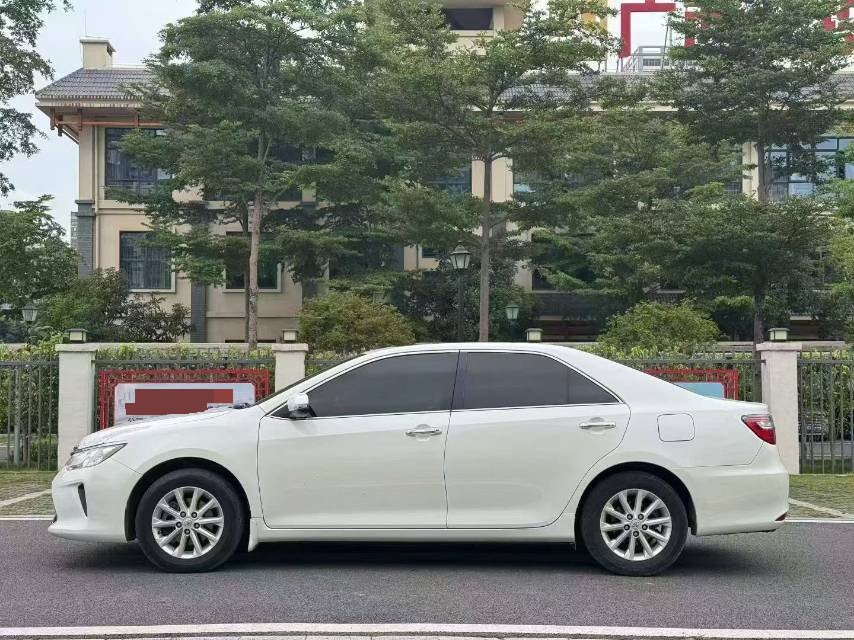Toyota 2016 Camry 2.0E 10th Anniversary Elite Edition