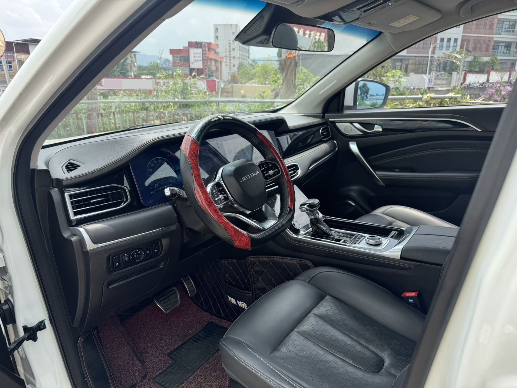 JETOUR 2020 X90 1.6T Yingyu Edition 7-Seater