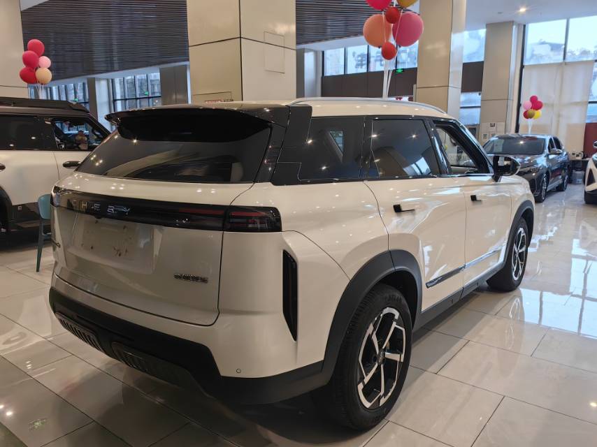 奇瑞 2022款 瑞虎7 1.6T 超能版 超能英雄+