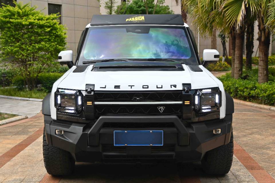JETOUR 2024 Traveler 2.0T 4WD Silver Dragon Wings