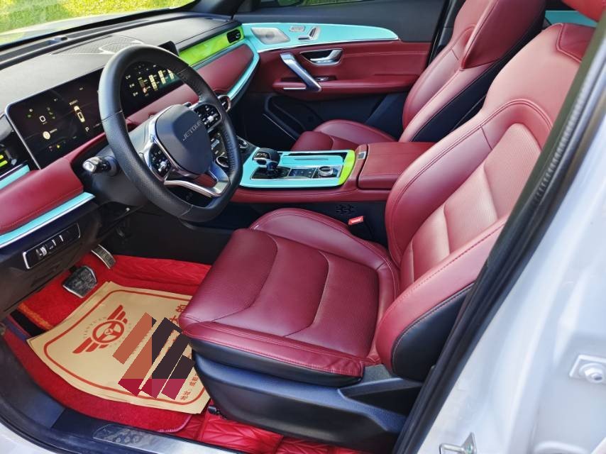 JETOUR 2021 X70 PLUS 1.6T Di 6-Seater