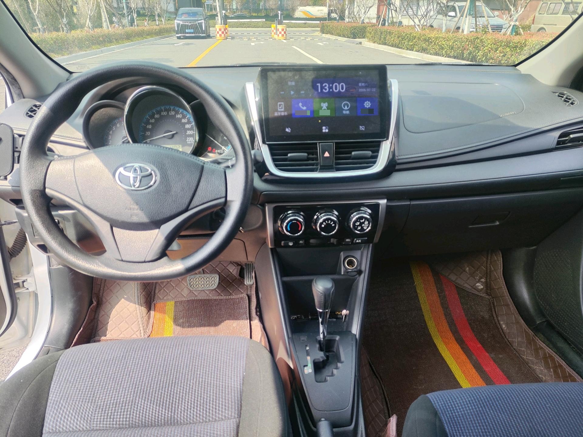 丰田 雅力士 2017款 YARiS L 致炫 1.5E 无级 劲速升级版