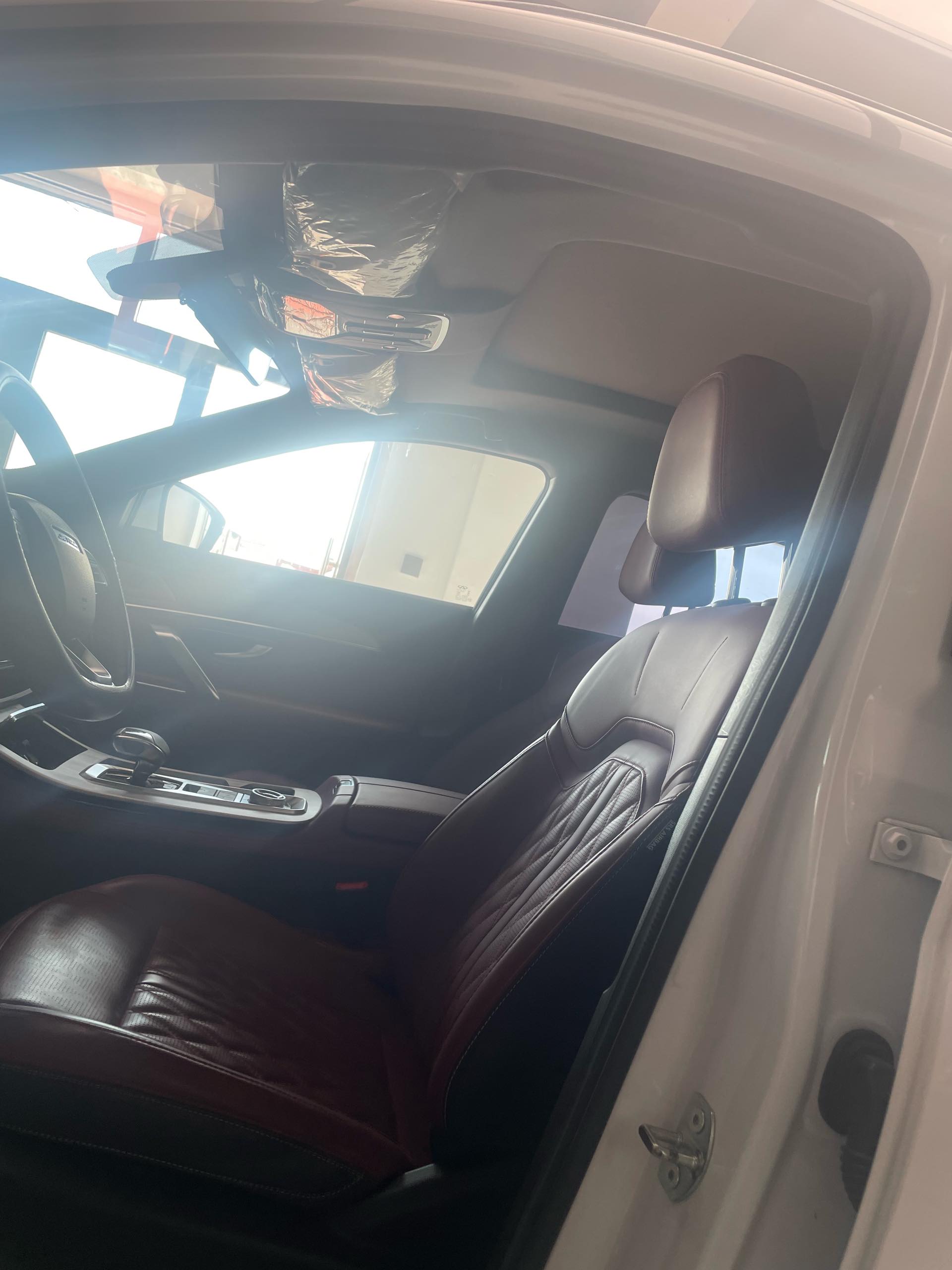 捷途 2023款 X70 PLUS 1.5T 自强PRO+7座