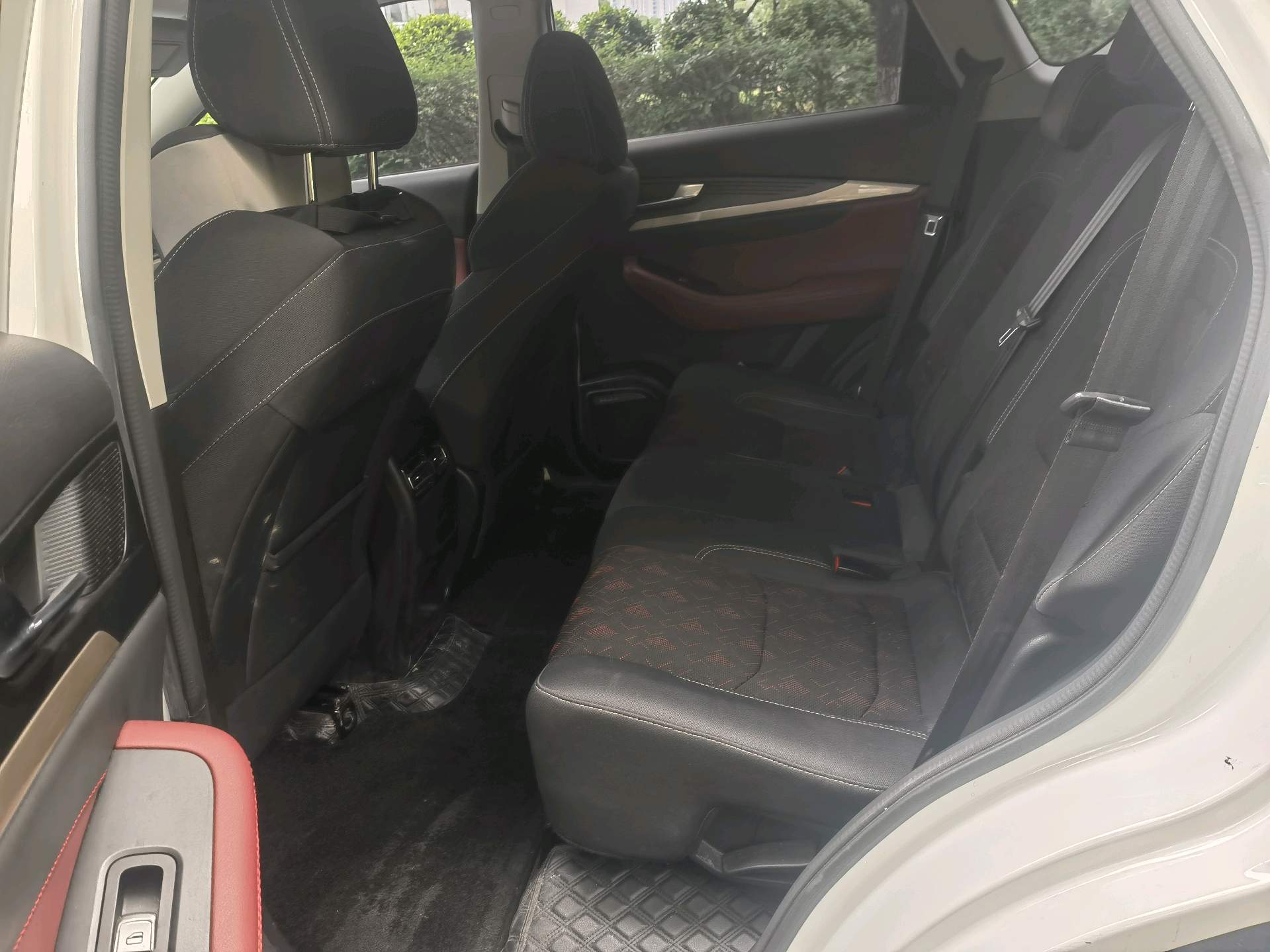 JETOUR 2023 X70 1.5T Beyond PRO 5-Seater