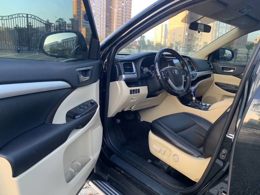 Toyota 2019 Highlander 2.0T 2WD Elite 5-Seater