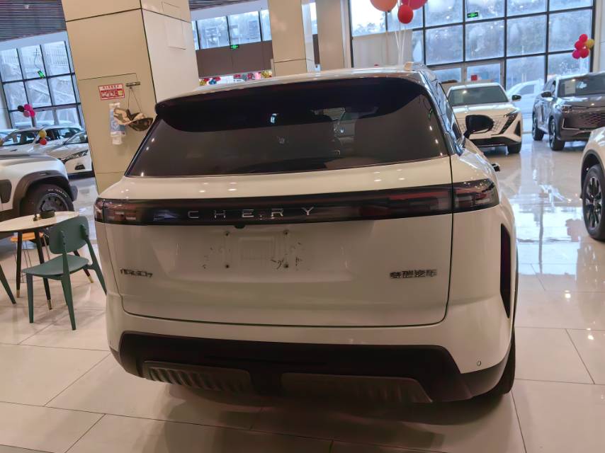 奇瑞 2022款 瑞虎7 1.6T 超能版 超能英雄+