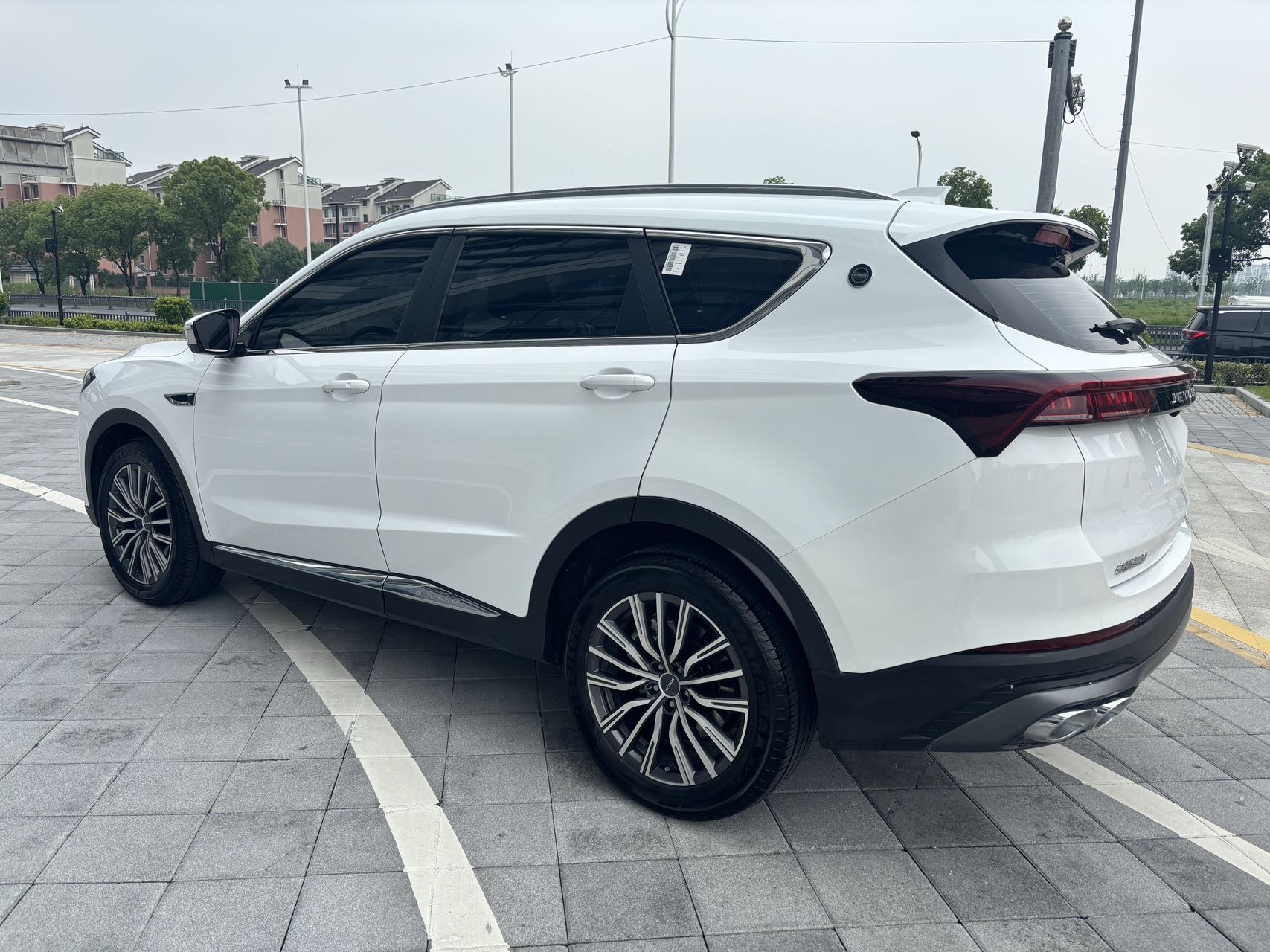 JETOUR 2025 X70 PLUS 1.5T Champion Edition PRO 5-Seater