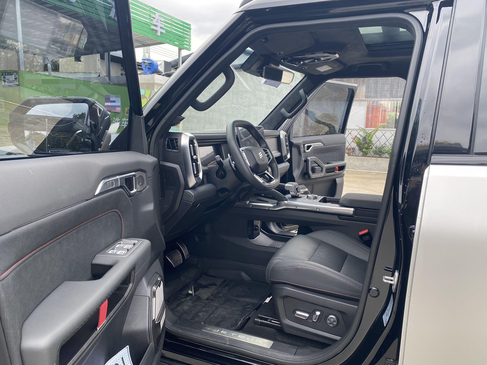 JETOUR 2024 Traveler 2.0T 4WD Silver Dragon Wings