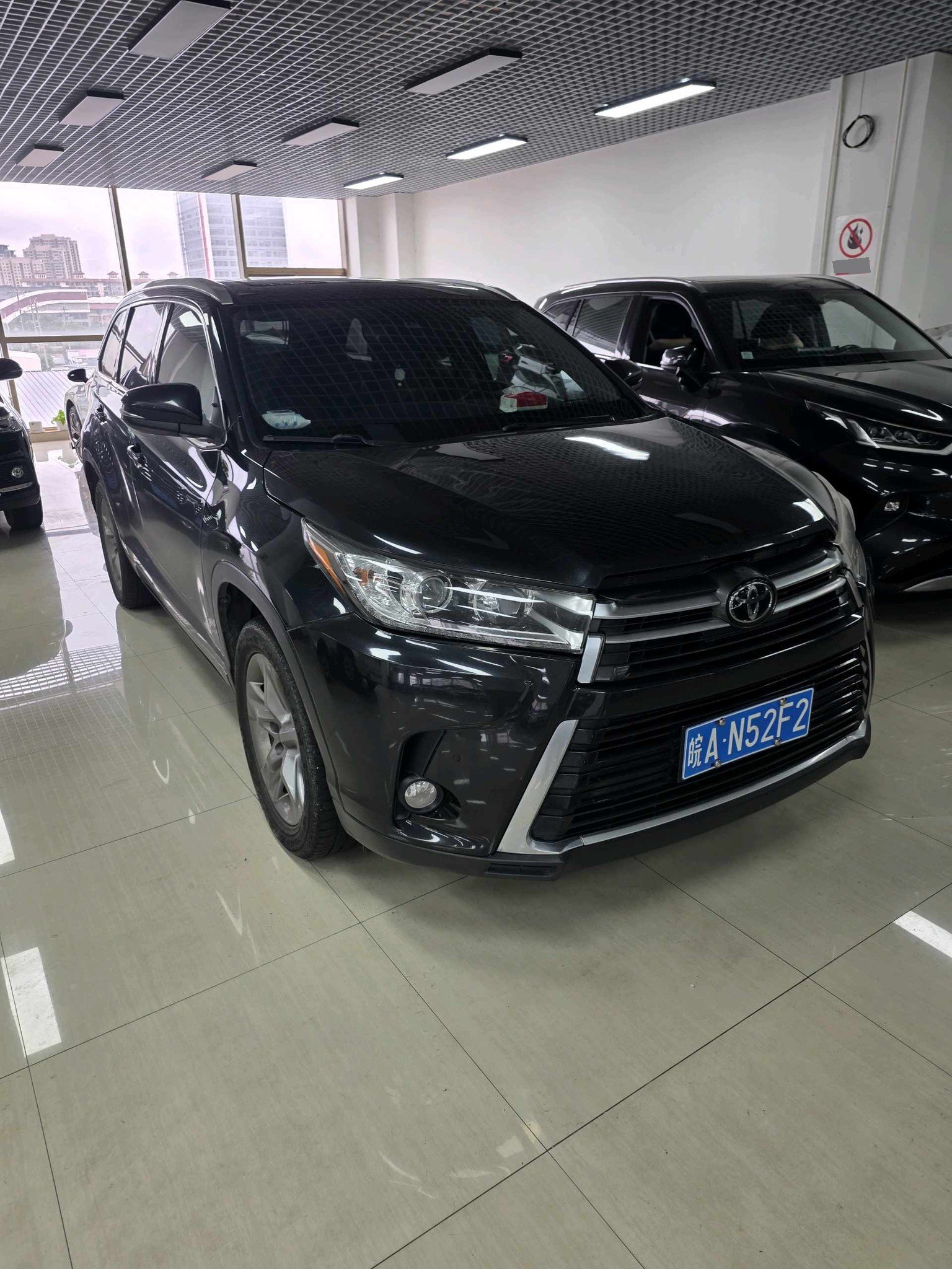 丰田 2019款 汉兰达 2.0T 四驱尊贵版7座