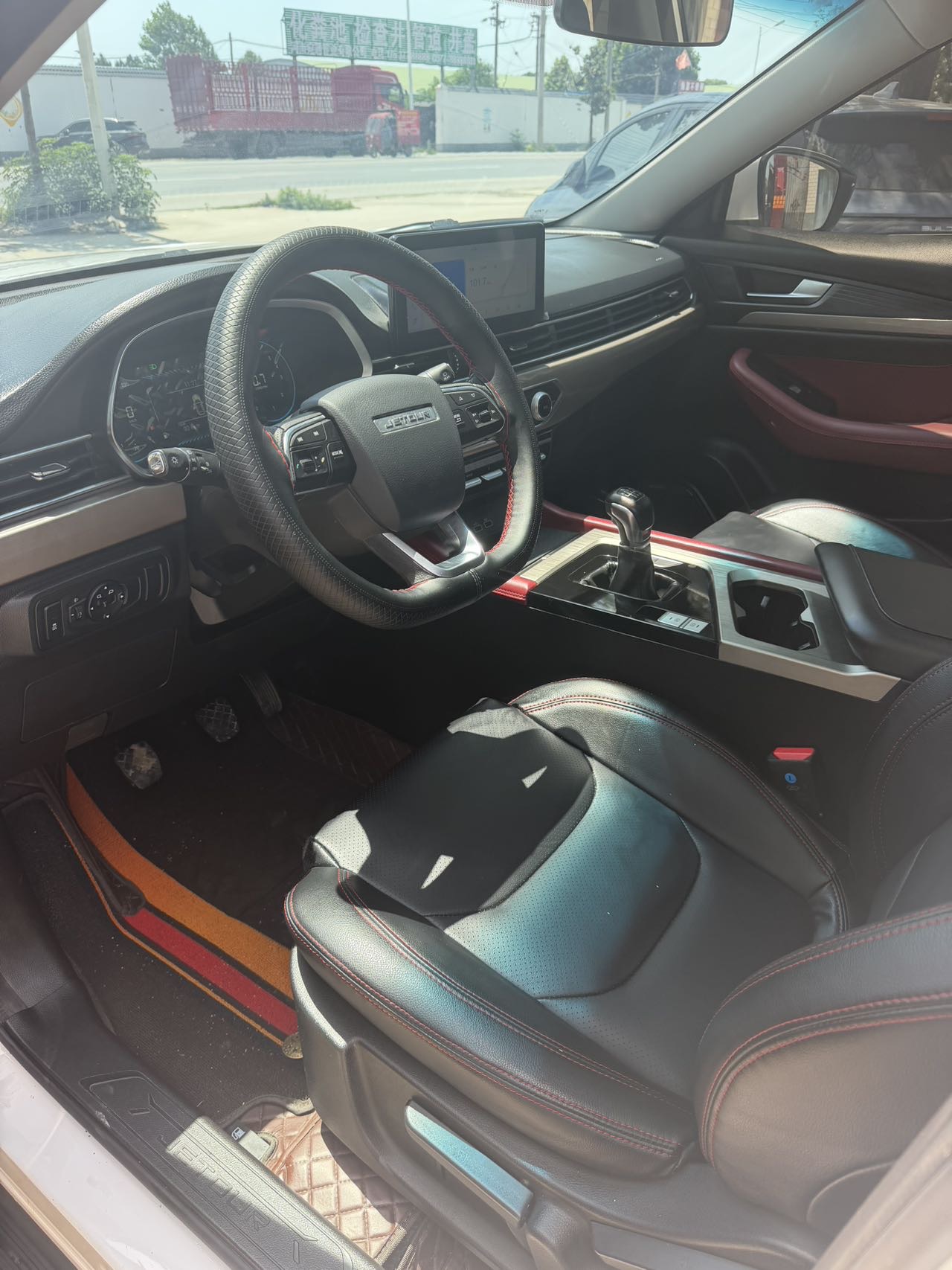 JETOUR 2023 X70 1.5T Beyond Edition 5-Seater