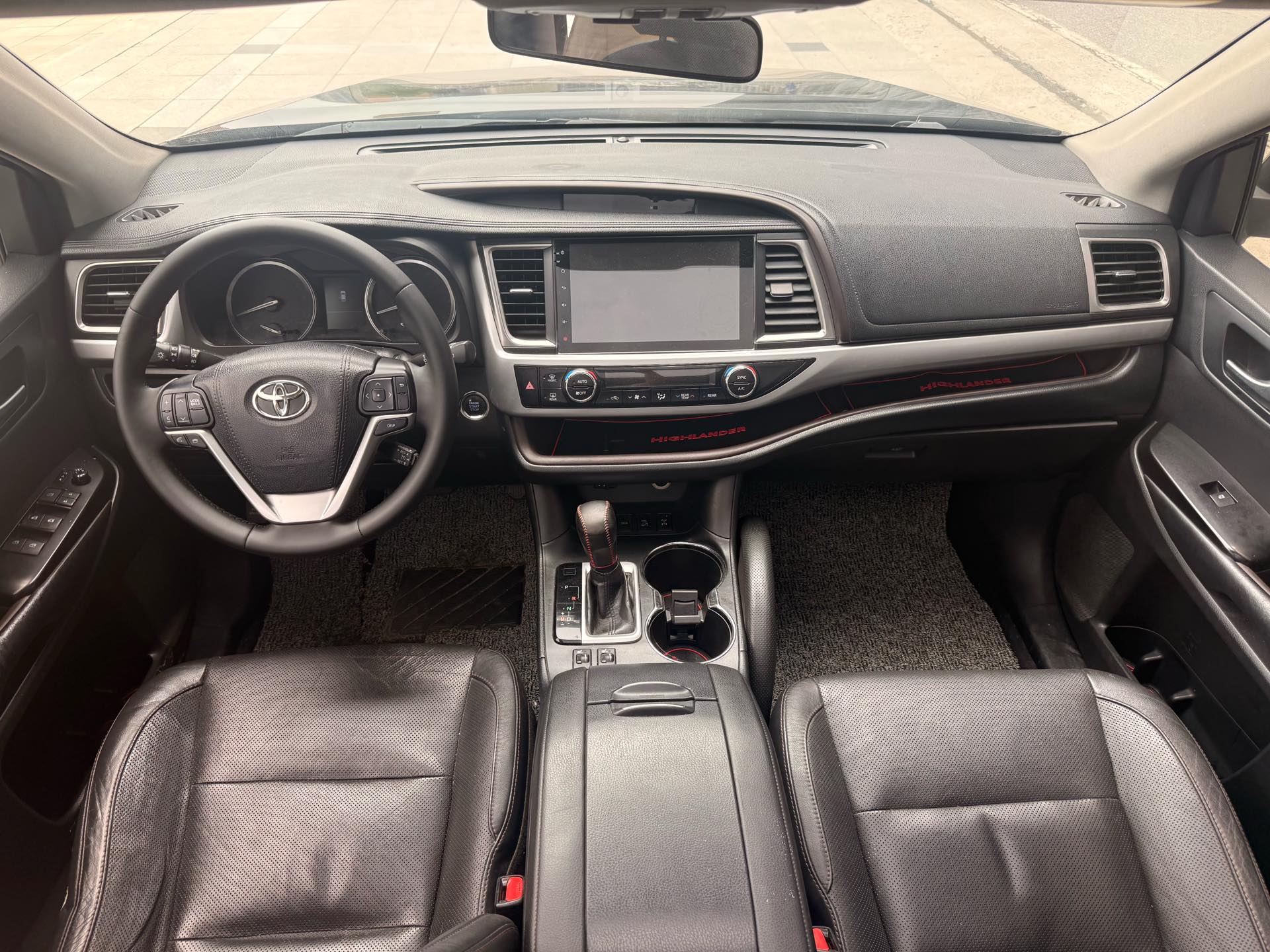 Toyota 2017 Highlander 2.0T 4WD Luxury 7-Seater