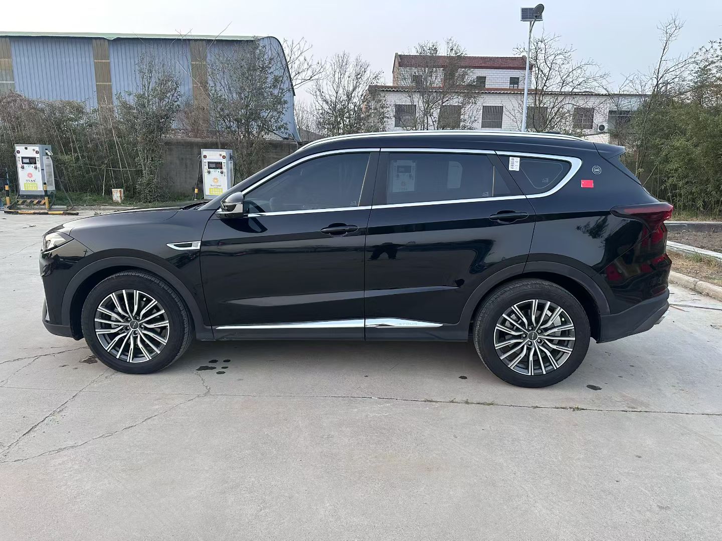 JETOUR 2025 X70 PLUS 1.5T Champion Edition MAX 5-Seater