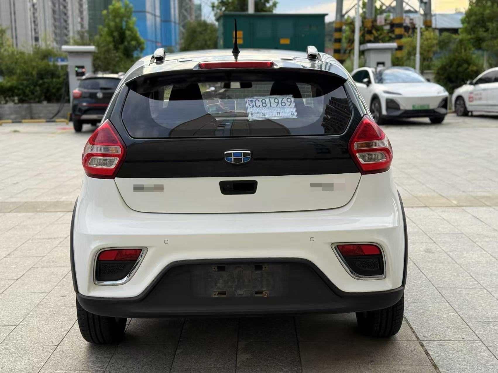 Geely 2017 Vision X1 1.3 Crazy Edition